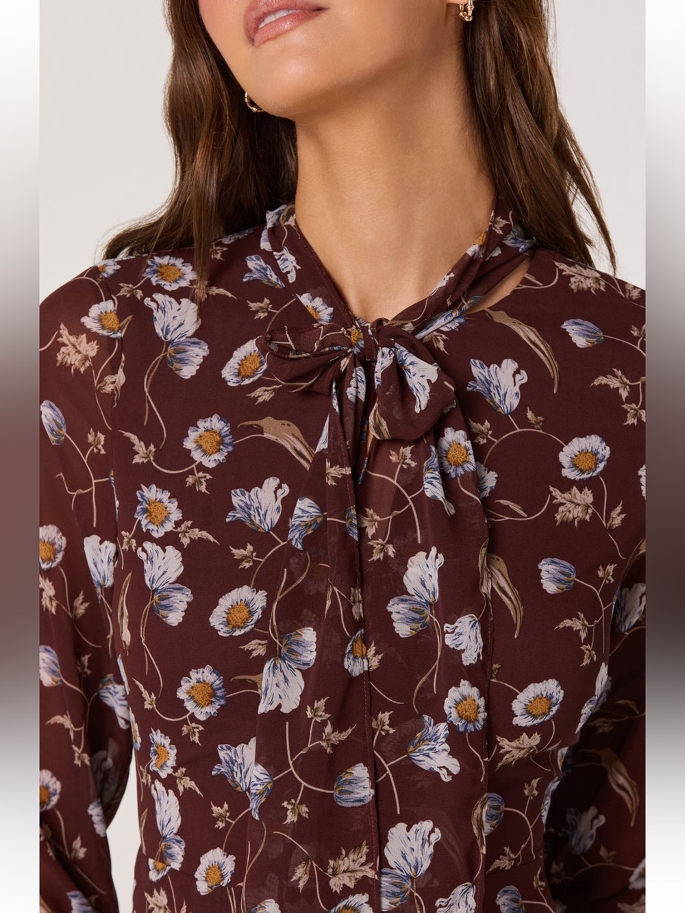 Astr Floral Tie Neck Long Sleeve Dress NWT - Picture 4 of 6